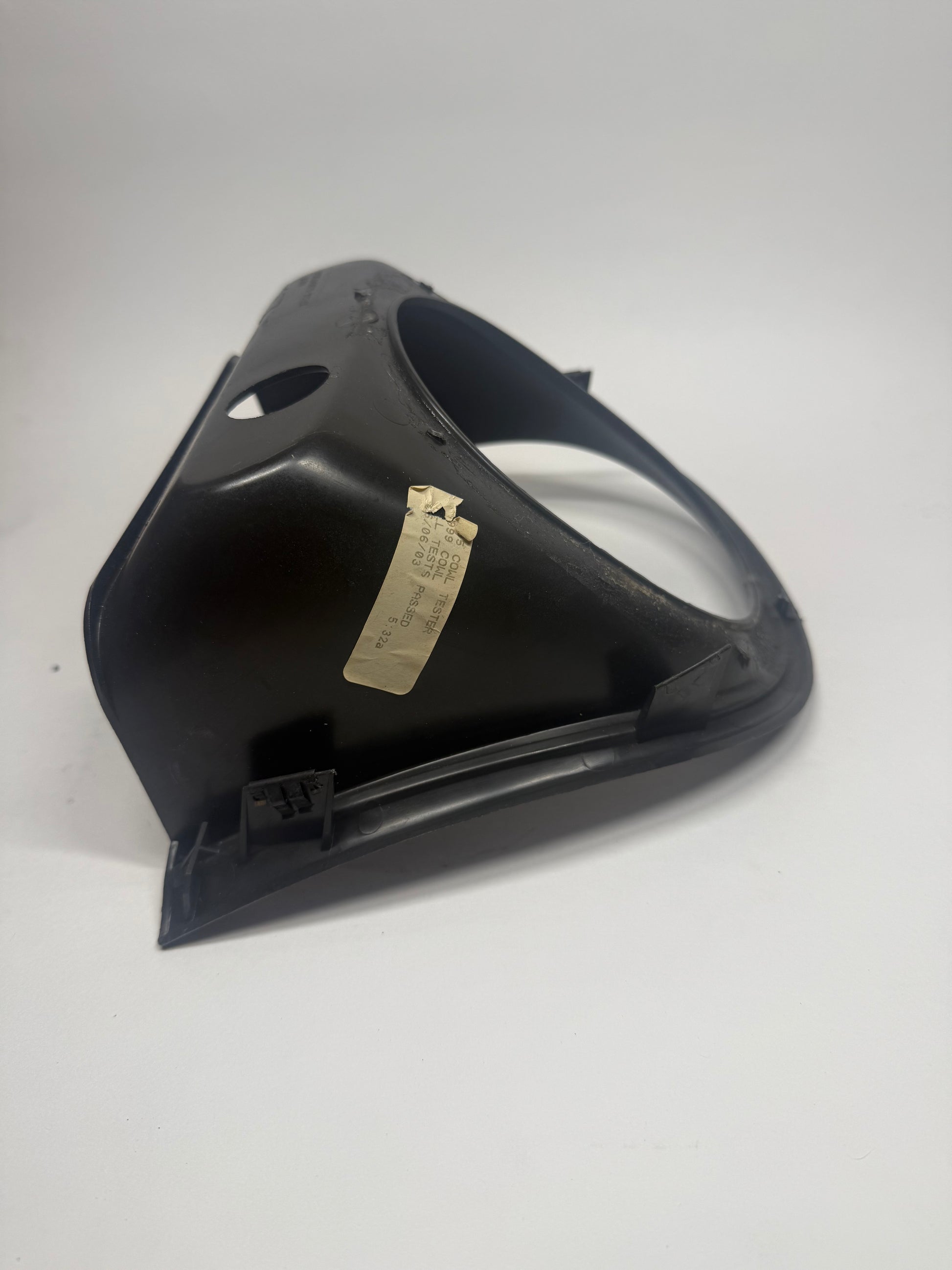 DAMAGE CLEARANCE! 99-04 Mustang Shifter Bezel Black
